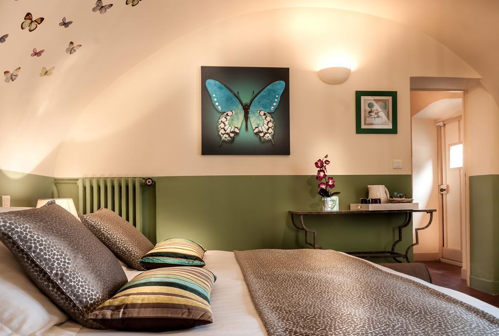 Le Clos Des Canebiers Bed & Breakfast Grasse Room photo