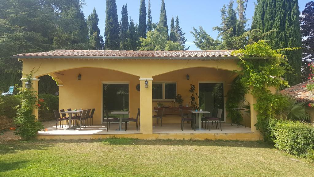 Le Clos Des Canebiers Bed & Breakfast Grasse Exterior photo