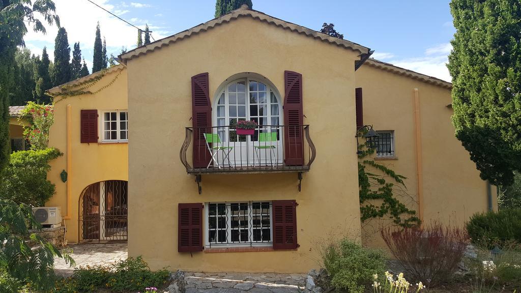 Le Clos Des Canebiers Bed & Breakfast Grasse Exterior photo
